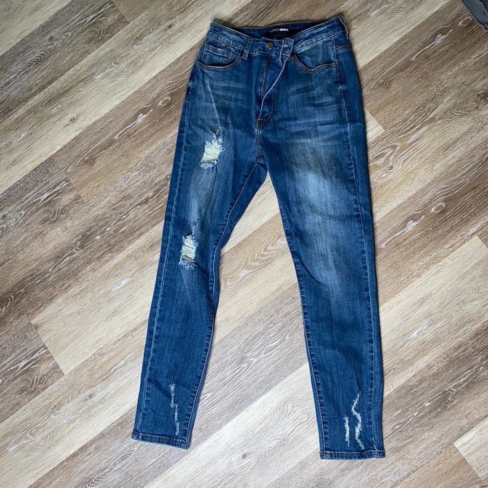 Blue stretchy jeans